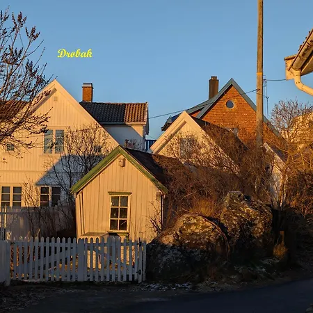 Edvard Munch's Sanctuary - Quiet, But Not So Far From Oslo Holiday home Vestby (Akershus)